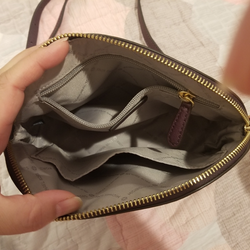Michael Kors crossbody - Picture 4 of 14